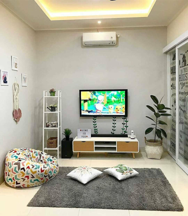 Desain Ruang TV Sederhana Tanpa Sofa (Selonjoran Santuy ...