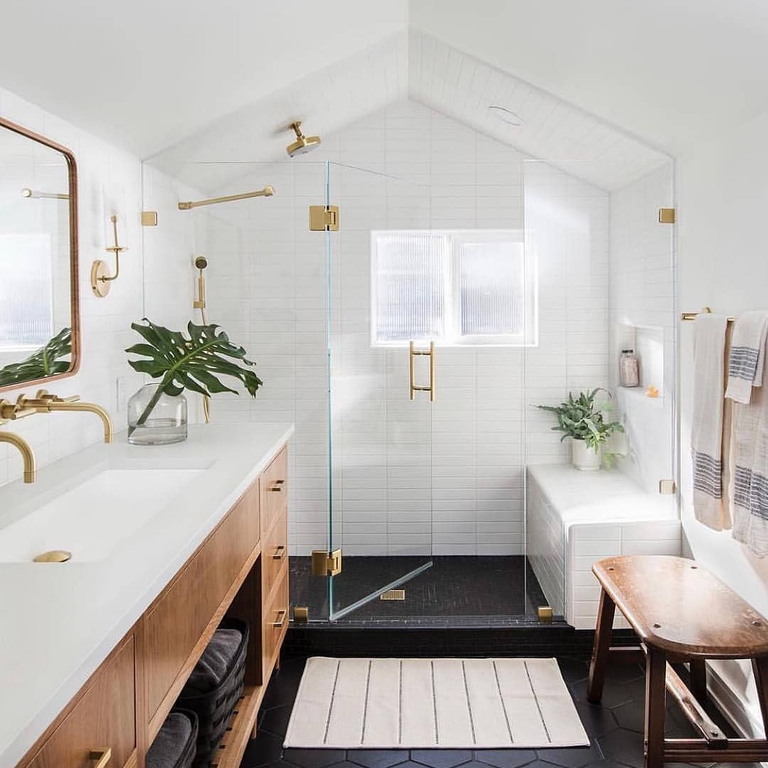 11 desain kamar mandi kecil minimalis paling diminati
