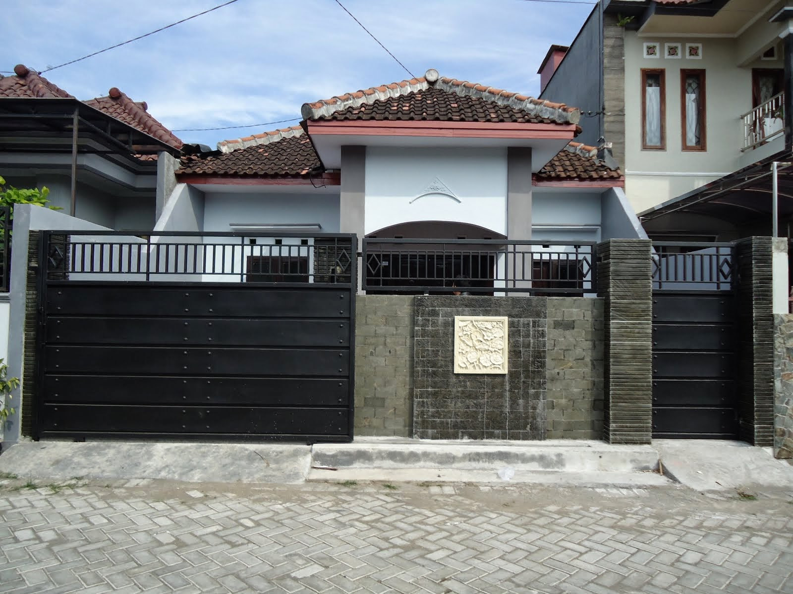 desain pagar rumah gaya modern desain properti indonesia
