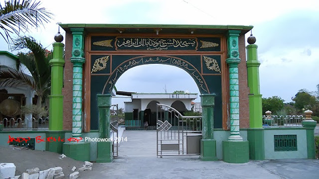 desain pintu gerbang masjid - rumah joglo limasan work