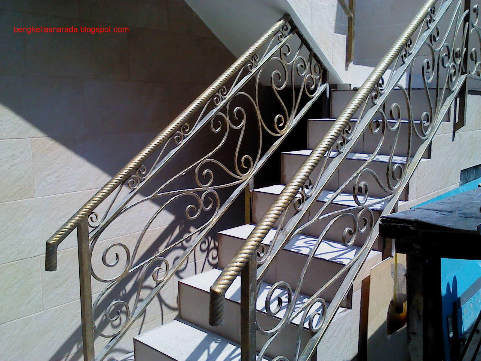 railing tangga (besi tempa) bengkel las dan canopy minimalis