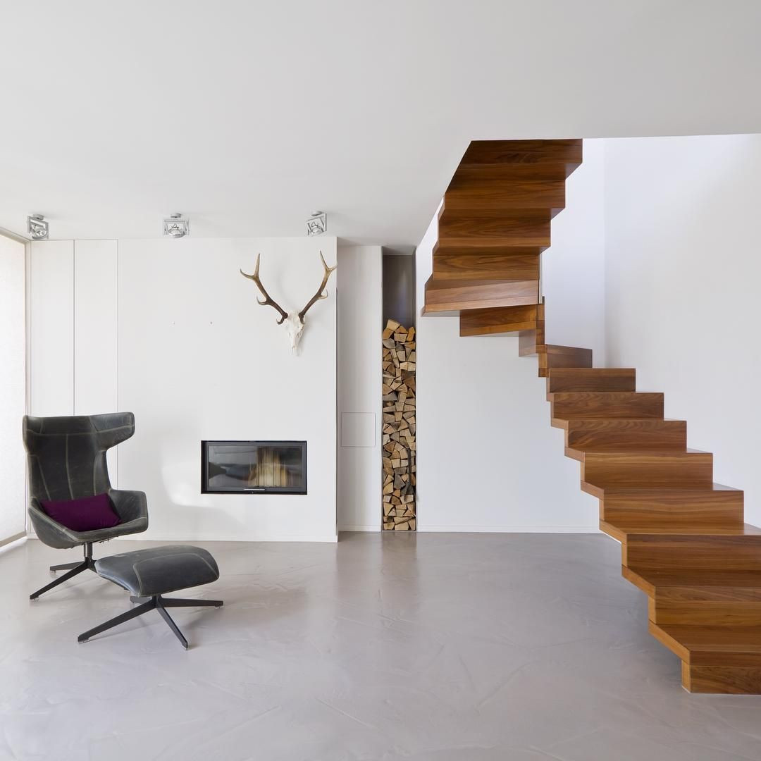 tangga rumah kayu minimalis 2 lantai model melayang dengan