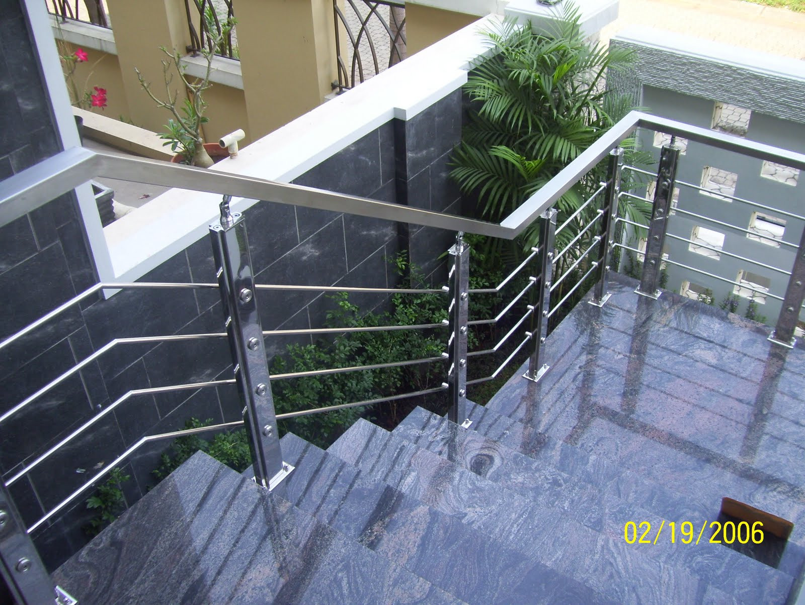 pt trimas jaya: railing tangga stainless