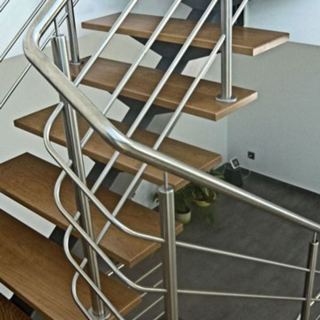 railing tangga stainless steel minimalis model terbaru