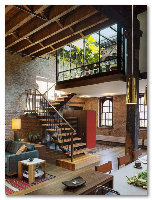 desain lantai 2 yang mirip dengan balkon di dalam ruangan
